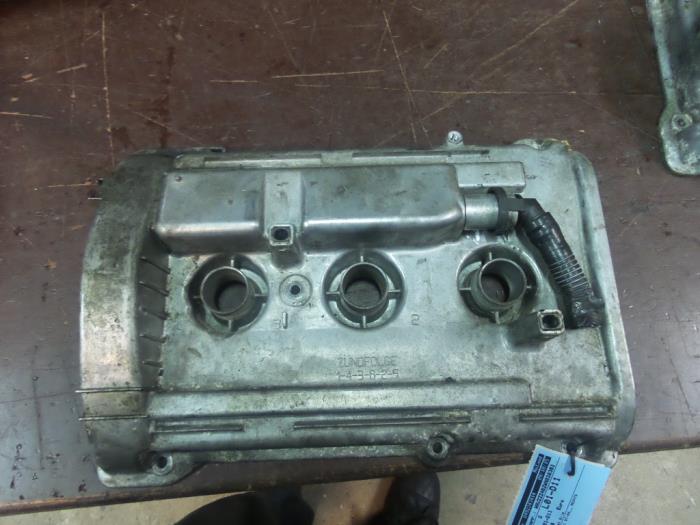 Gebrauchte Ventildeckel Audi A6 (C5) 2.4 V6 30V Preis € 60,00 Margenregelung angeboten von Autodemontage van de Laar