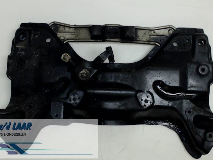 Used Subframe Peugeot 206+ (2L/M) 1.4 HDi Eco 70 Price € 100,00 Margin scheme offered by Autodemontage van de Laar