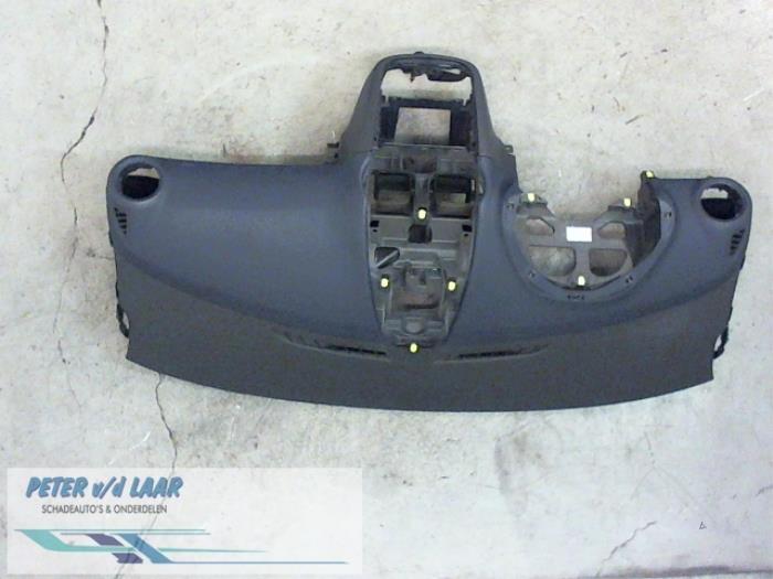 Gebruikte Panel Volkswagen Fox (5Z) 1.2 Prijs € 150,00 Margeregeling aangeboden door Autodemontage van de Laar