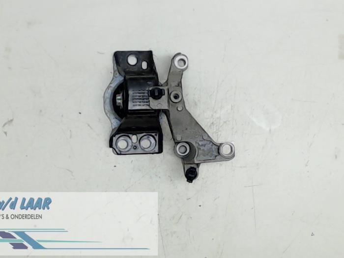 Used Engine mount Dacia Logan MCV I (KS) 1.6 16V Flexifuel Price € 50,00 Margin scheme offered by Autodemontage van de Laar