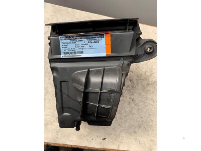 Gebrauchte Luftfiltergehäuse Renault Megane III Berline (BZ) 1.5 dCi 90 Preis € 50,00 Margenregelung angeboten von Autodemontage van de Laar