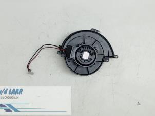 Used Heating and ventilation fan motor Opel Astra H (L48) 1.4 16V Twinport Price € 60,00 Margin scheme offered by Autodemontage van de Laar