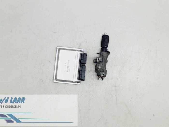 Used Engine management computer Audi A6 (C5) 2.8 V6 30V Price € 150,00 Margin scheme offered by Autodemontage van de Laar