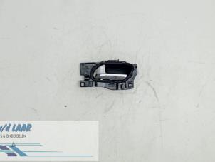 Gebrauchte Türgriff 4-türig links vorne Citroen C3 Picasso (SH) 1.6 HDi 16V Preis € 30,00 Margenregelung angeboten von Autodemontage van de Laar