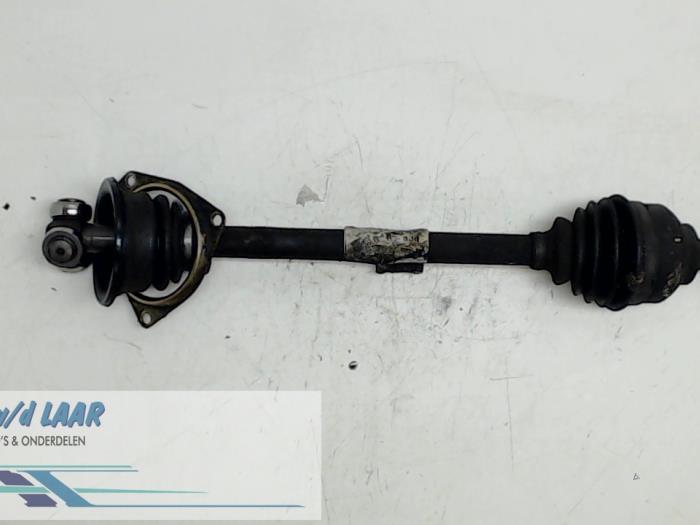 Front drive shaft, left from a Opel Vivaro 2004
