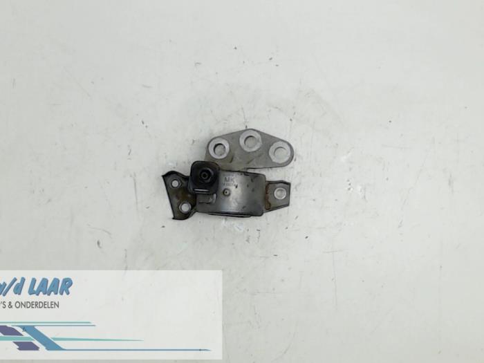 Gebrauchte Motorlager Opel Corsa D 1.3 CDTi 16V ecoFLEX Preis € 30,00 Margenregelung angeboten von Autodemontage van de Laar