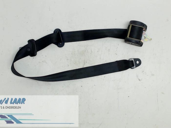 Rear seatbelt, right from a Peugeot Expert (224) 2.0 HDi 110 2004