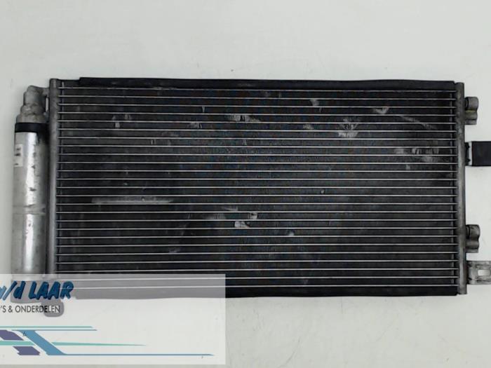 Air conditioning radiator from a MINI Mini One/Cooper (R50) 1.6 16V One 2004
