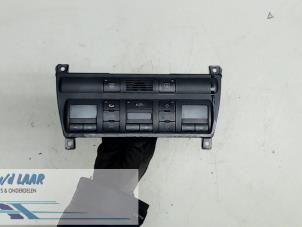 Used Heater control panel Audi A6 Avant (C5) 2.5 TDI V6 24V Price € 70,00 Margin scheme offered by Autodemontage van de Laar