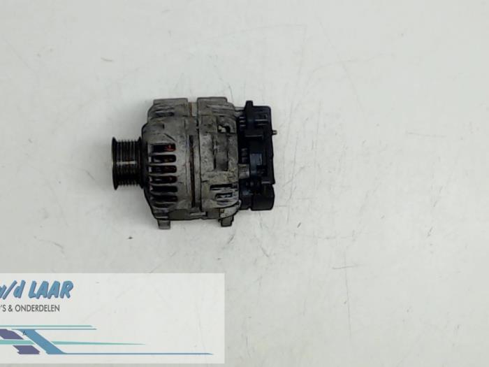 Gebrauchte Dynamo Renault Modus/Grand Modus (JP) 1.2 16V Preis € 50,00 Margenregelung angeboten von Autodemontage van de Laar
