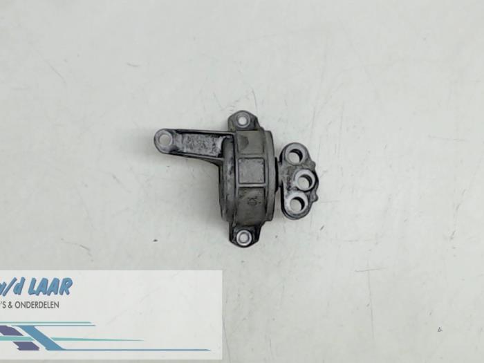 Used Engine mount Opel Zafira (M75) 1.6 16V Twin Port CNG Price € 25,00 Margin scheme offered by Autodemontage van de Laar