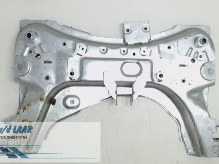 Usados Subchasis Renault Captur I (2R) 1.2 TCE 16V EDC Precio € 150,00 Norma de margen ofrecido por Autodemontage van de Laar