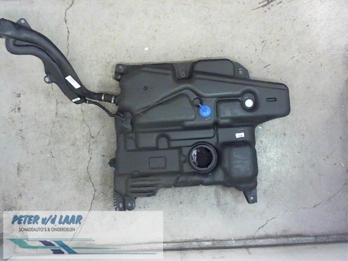 Tank from a Renault Espace (JK) 2.0 dCi 16V 150 FAP . 2012