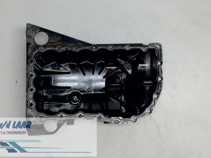 Gebrauchte Ölwanne Renault Megane Preis € 60,00 Margenregelung angeboten von Autodemontage van de Laar