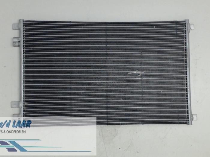 Air conditioning radiator from a Renault Megane II (LM) 1.9 dCi 110 2007