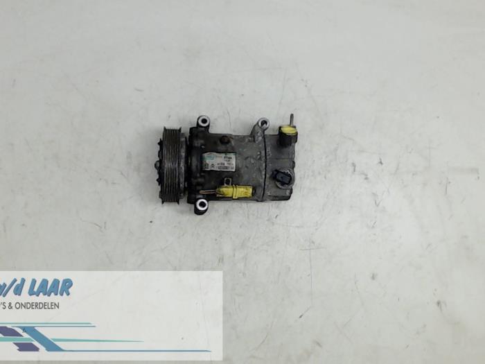Air conditioning pump from a Peugeot 207/207+ (WA/WC/WM) 1.6 HDi 16V 2008
