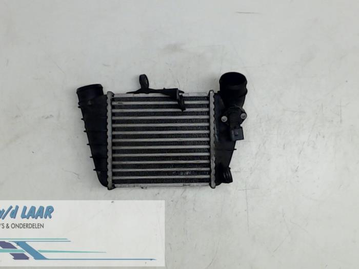 Usados Intercooler Skoda Fabia (6Y2) 1.9 TDi Precio € 70,00 Norma de margen ofrecido por Autodemontage van de Laar