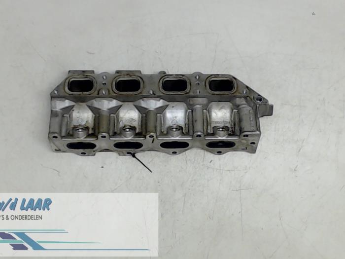 Używane Kolektor dolotowy Renault Modus/Grand Modus (JP) 1.6 16V Cena € 70,00 Procedura marży oferowane przez Autodemontage van de Laar