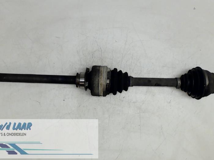 Front drive shaft, right from a Fiat Punto II (188) 1.9 JTD 80 ELX 3-Drs. 2000