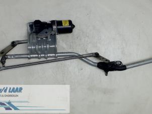 Used Wiper motor + mechanism Renault Scénic II (JM) 1.6 16V Price € 70,00 Margin scheme offered by Autodemontage van de Laar