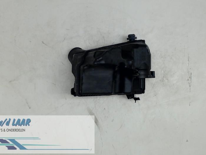 Begagnade Luftfilterhus Renault Megane II (BM/CM) 1.9 dCi 130 Pris € 40,00 Marginaltabell erbjuds av Autodemontage van de Laar