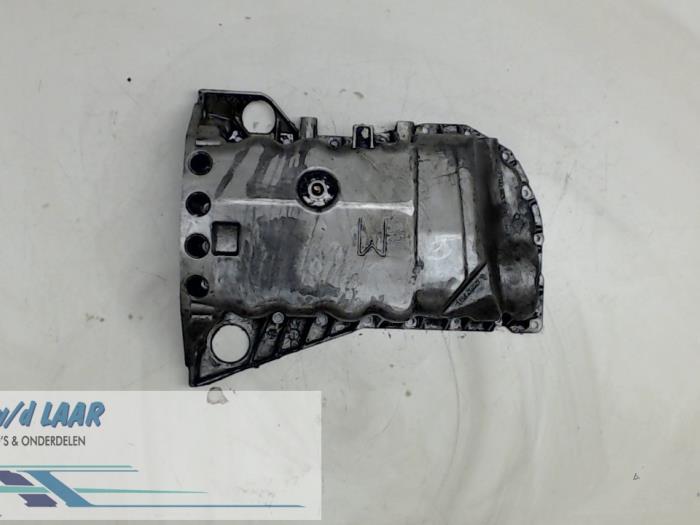 Begagnade Oljetråg Renault Laguna Pris € 80,00 Marginaltabell erbjuds av Autodemontage van de Laar