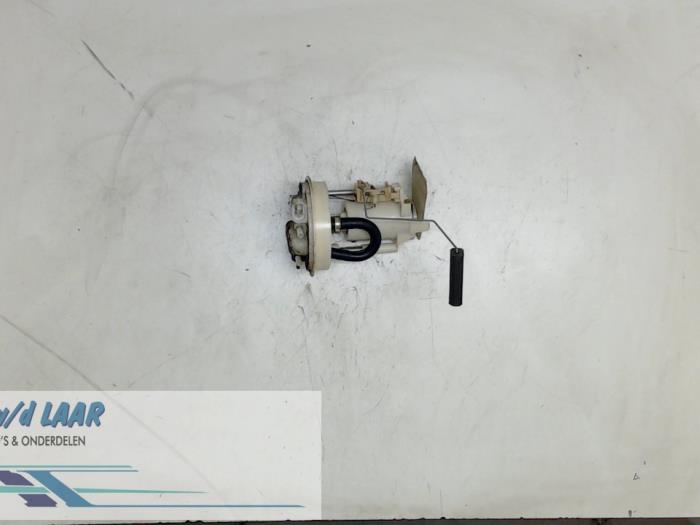 Gebrauchte Benzinpumpe Renault Twingo (C06) 1.2 Easy Phase I Preis € 35,00 Margenregelung angeboten von Autodemontage van de Laar