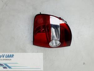 Używane Tylne swiatlo pozycyjne prawe Volkswagen Fox (5Z) Cena € 40,00 Procedura marży oferowane przez Autodemontage van de Laar