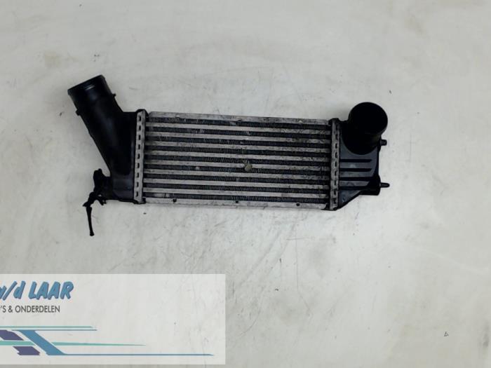 Usados Intercooler Peugeot 307 (3A/C/D) 2.0 HDi 110 FAP Precio € 60,00 Norma de margen ofrecido por Autodemontage van de Laar