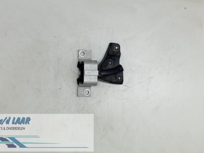Used Engine mount Dacia Sandero I (BS) 1.6 MPI 85 Price € 30,00 Margin scheme offered by Autodemontage van de Laar