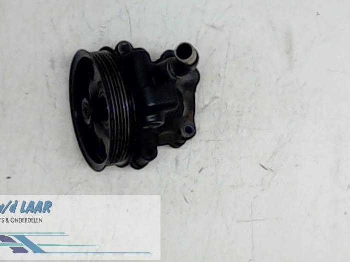 Usagé Pompe de direction Ford Focus 1 1.6 16V Prix € 50,00 Règlement à la marge proposé par Autodemontage van de Laar