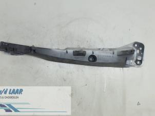 Used Front bumper, right-side component Renault Clio III (BR/CR) 1.5 dCi FAP Price on request offered by Autodemontage van de Laar