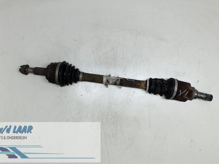 Front drive shaft, left from a Renault Kangoo Express (FW) 1.5 dCi 85 2010