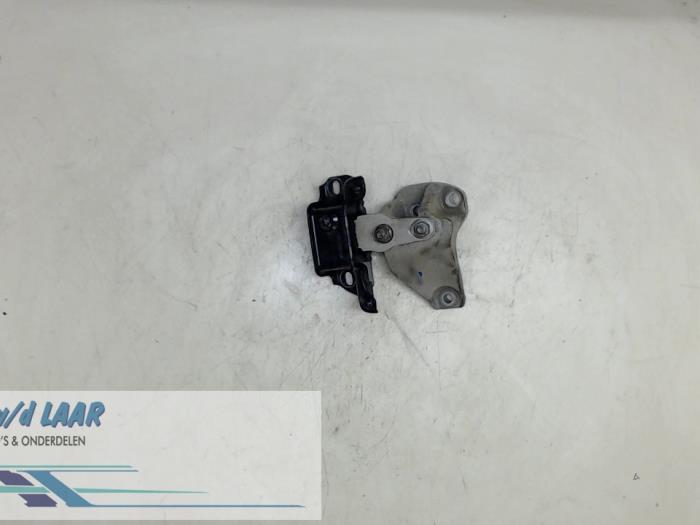 Usagé Support moteur Ford Fiesta 6 (JA8) 1.25 16V Prix € 50,00 Règlement à la marge proposé par Autodemontage van de Laar