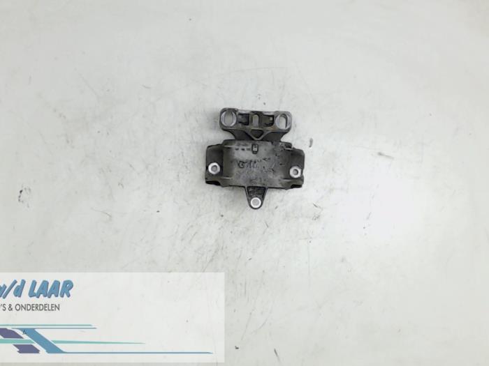 Used Engine mount Volkswagen Golf IV (1J1) 1.4 16V Price € 30,00 Margin scheme offered by Autodemontage van de Laar