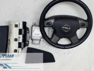 Used Airbag set + module Opel Signum (F48) 1.8 16V Price on request offered by Autodemontage van de Laar