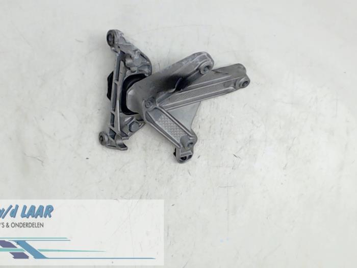 Used Engine mount Renault Kangoo Express (FW) 1.6 16V Price € 60,00 Margin scheme offered by Autodemontage van de Laar