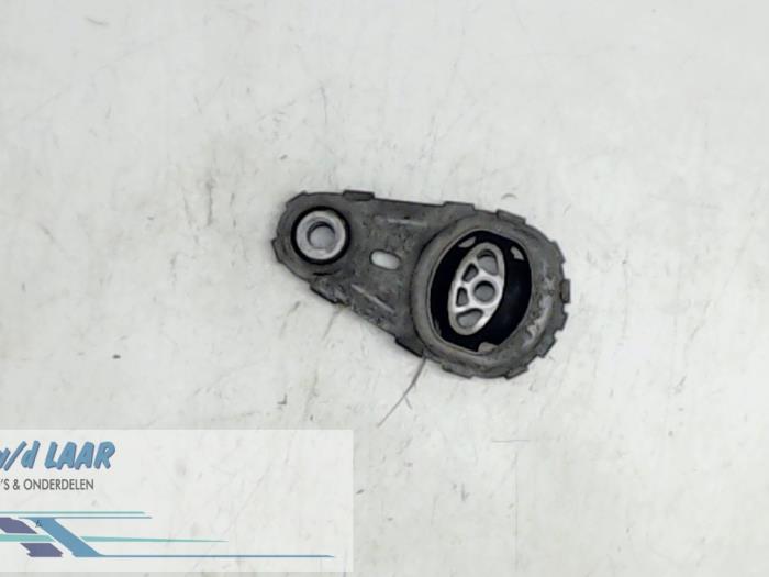 Used Engine mount Renault Megane III Grandtour (KZ) 1.5 dCi 110 Price € 40,00 Margin scheme offered by Autodemontage van de Laar