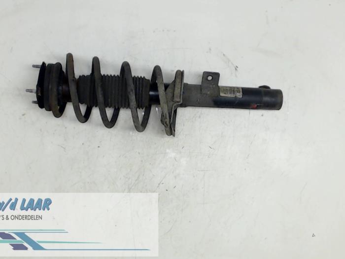 Front shock absorber rod, left from a Ford Transit Connect 1.8 TDCi 90 2008