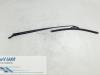 Front wiper arm from a Renault Laguna II Grandtour (KG), 2000 / 2007 1.8 16V, Combi/o, 4-dr, Petrol, 1.783cc, 85kW (116pk), FWD, F4P770; F4P771; F4P773; F4P774, 2001-03 / 2005-05 2002