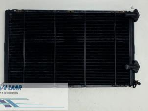 Usagé Radiateur d'eau Opel Movano Combi 2.5 D Prix € 25,00 Règlement à la marge proposé par Autodemontage van de Laar