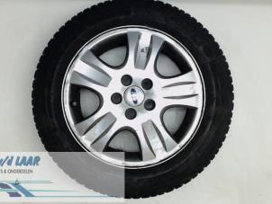 Used Wheel + tyre Ford Mondeo III 1.8 16V Price € 40,00 Margin scheme offered by Autodemontage van de Laar