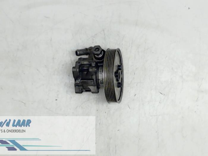 Power steering pump from a Audi A6 2005