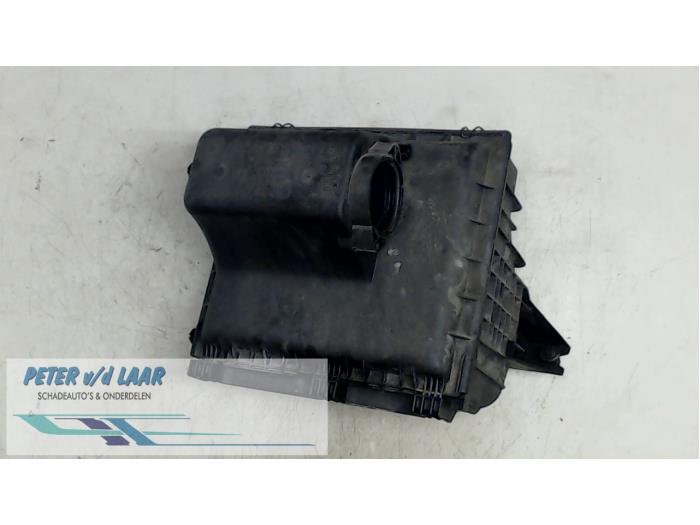 Begagnade Luftfilterhus Volkswagen LT II 28/31/35 2.5 Sdi Pris € 50,00 Marginaltabell erbjuds av Autodemontage van de Laar