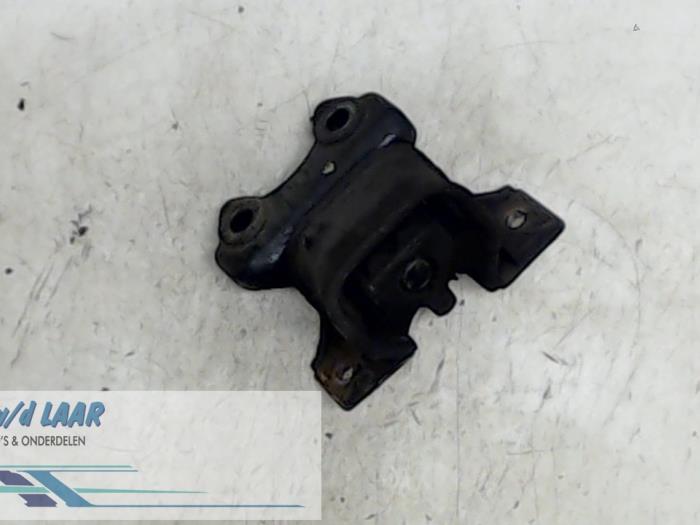 Used Engine mount Opel Meriva (A) 1.7 CDTI 16V Price € 30,00 Margin scheme offered by Autodemontage van de Laar