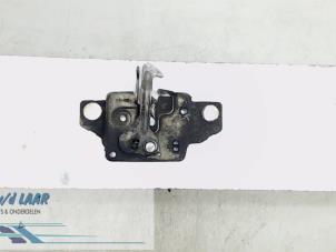 Used Bonnet lock mechanism Renault Modus/Grand Modus (JP) 1.5 dCi 85 Price € 25,00 Margin scheme offered by Autodemontage van de Laar