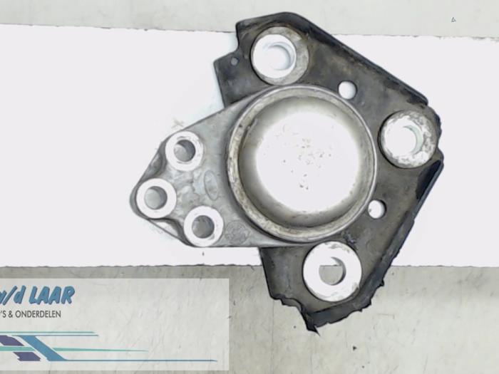 Used Engine mount Ford Fiesta 5 (JD/JH) 1.4 TDCi Price € 30,00 Margin scheme offered by Autodemontage van de Laar