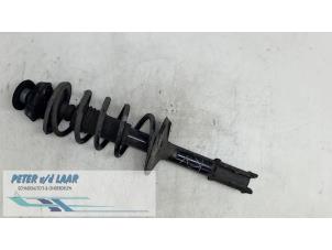 Used Front shock absorber rod, right Dacia Sandero I (BS) 1.4 Price € 60,00 Margin scheme offered by Autodemontage van de Laar