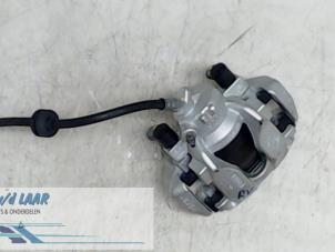 Used Front brake calliper, right Dacia Sandero II 0.9 TCE 12V Price € 70,00 Margin scheme offered by Autodemontage van de Laar