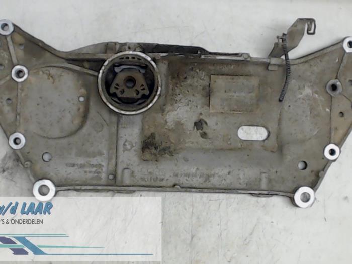 Used Subframe Volkswagen Touran (1T1/T2) 1.9 TDI 105 Price € 140,00 Margin scheme offered by Autodemontage van de Laar